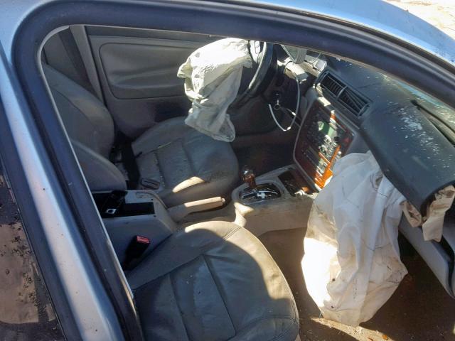 WVWRU63BX5E042858 - 2005 VOLKSWAGEN PASSAT GLX 灰色 照片 5