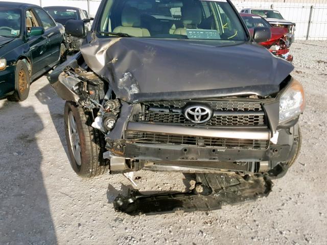 2T3BF4DV2BW124497 - 2011 TOYOTA RAV4 GREEN photo 9