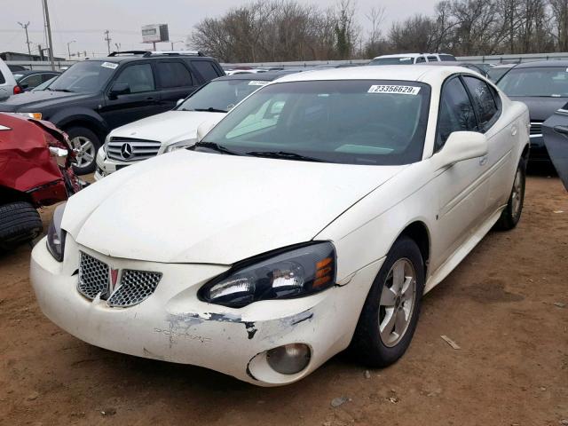 2G2WP552261150254 - 2006 PONTIAC GRAND PRIX WHITE photo 2