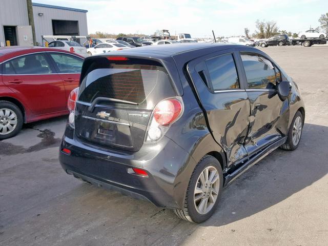 KL8CL6S04EC493040 - 2014 CHEVROLET SPARK EV 2 BLACK photo 4