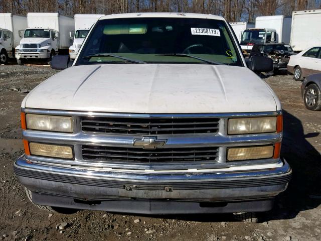 1GNEK13R4XJ392573 - 1999 CHEVROLET TAHOE K150 WHITE photo 9