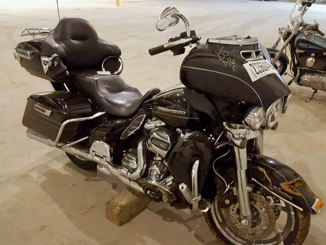 1HD1KED17HB670139 - 2017 HARLEY-DAVIDSON FLHTK ULTR BLACK photo 1