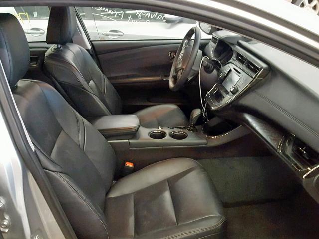 4T1BK1EBXJU286223 - 2018 TOYOTA AVALON XLE SILVER photo 5