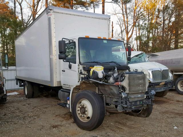 5PVNJ8JV8H4S63269 - 2017 HINO 258/268 WHITE photo 1