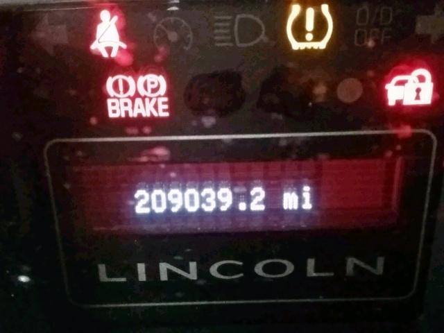 5LMFU27547LJ17495 - 2007 LINCOLN NAVIGATOR 红色 照片 8