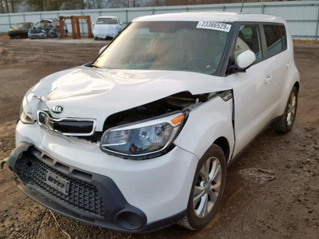 KNDJP3A52F7182019 - 2015 KIA SOUL + WHITE photo 2