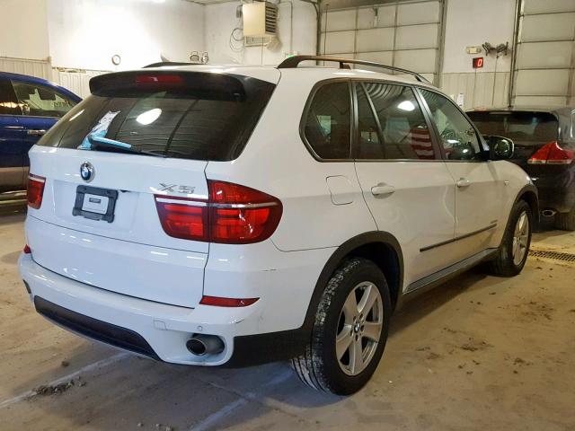 5UXZW0C59CL664005 - 2012 BMW X5 XDRIVE3 WHITE photo 4