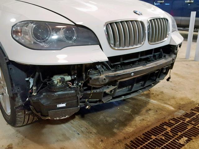 5UXZW0C59CL664005 - 2012 BMW X5 XDRIVE3 WHITE photo 9