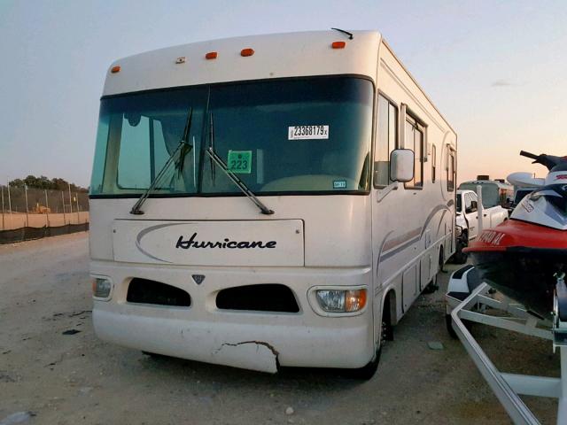 5B4KP37J7Y3315186 - 2000 WORKHORSE CUSTOM CHASSIS MOTORHOME BEIGE photo 2