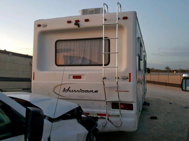 5B4KP37J7Y3315186 - 2000 WORKHORSE CUSTOM CHASSIS MOTORHOME BEIGE photo 4