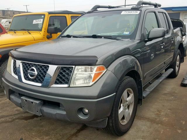 1N6AD07U77C443088 - 2007 NISSAN FRONTIER C GRAY photo 2