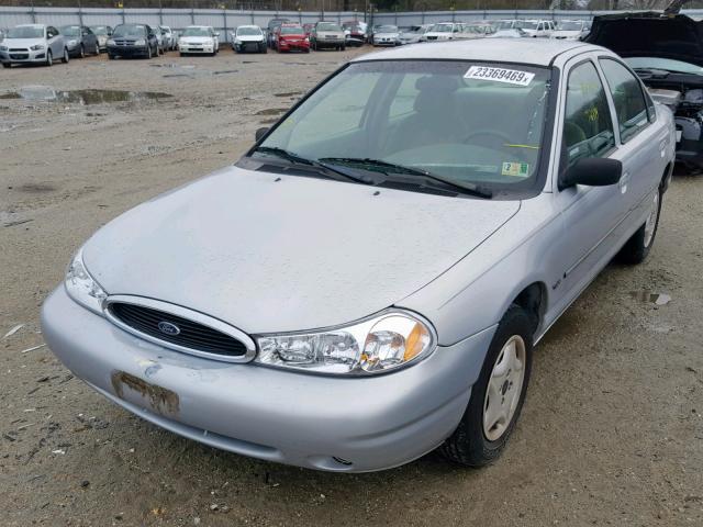 1FAFP6633YK143900 - 2000 FORD CONTOUR SE SILVER photo 2