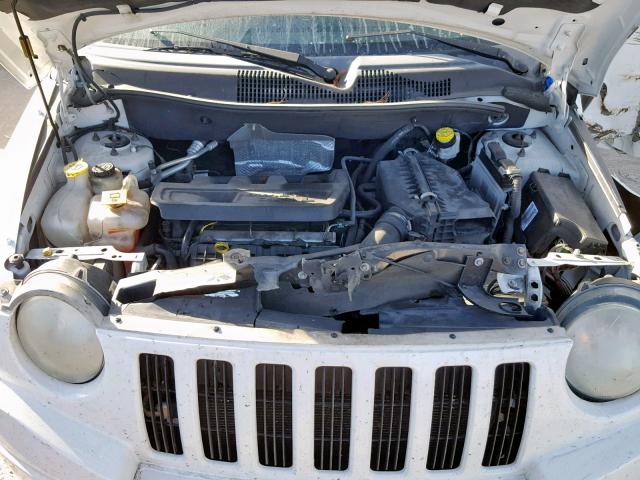 1J8FT47W97D103772 - 2007 JEEP COMPASS WHITE photo 7