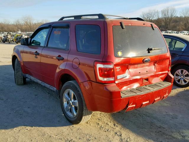 1FMCU0D71AKA71380 - 2010 FORD ESCAPE XLT RED photo 3