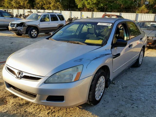 1HGCM55177A107472 - 2007 HONDA ACCORD VAL SILVER photo 2