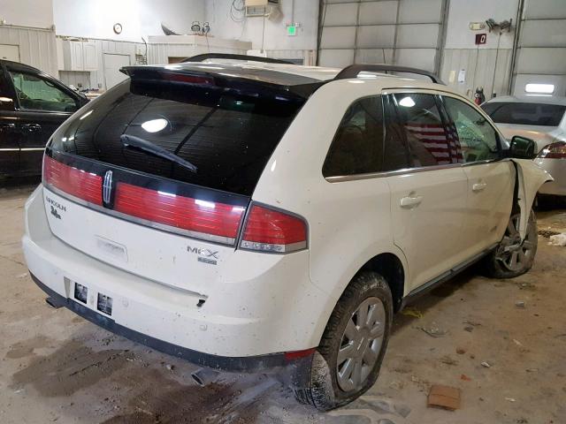 2LMDU88C67BJ11664 - 2007 LINCOLN MKX WHITE photo 4