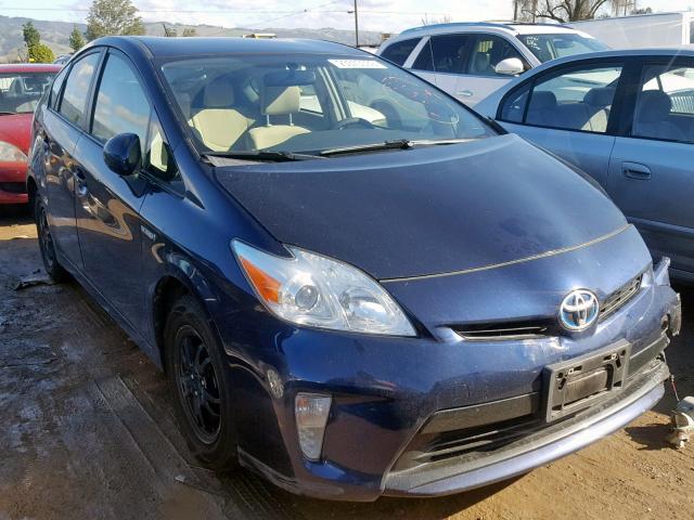 JTDKN3DU6F0402283 - 2015 TOYOTA PRIUS BLUE photo 1