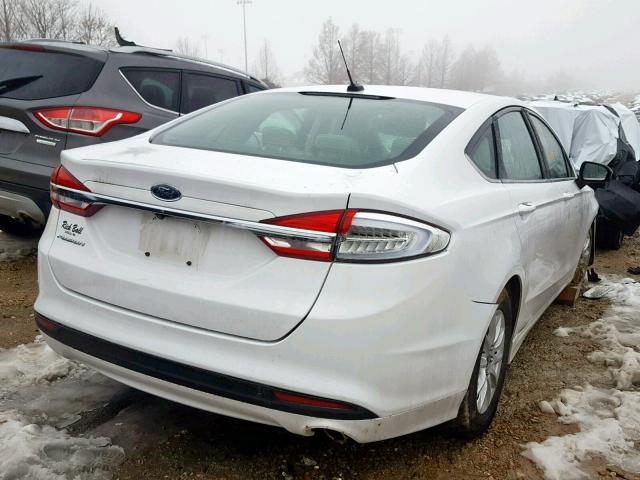 3FA6P0G74HR202057 - 2017 FORD FUSION S WHITE photo 4