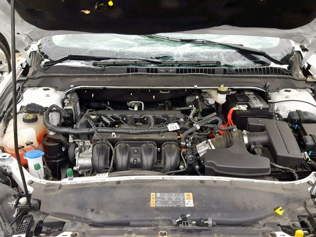 3FA6P0G74HR202057 - 2017 FORD FUSION S WHITE photo 7