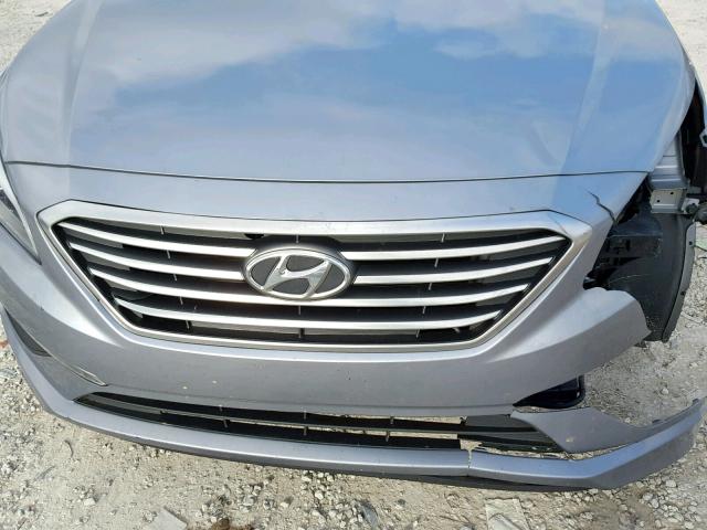 5NPE24AF5FH156718 - 2015 HYUNDAI SONATA SE GRAY photo 7