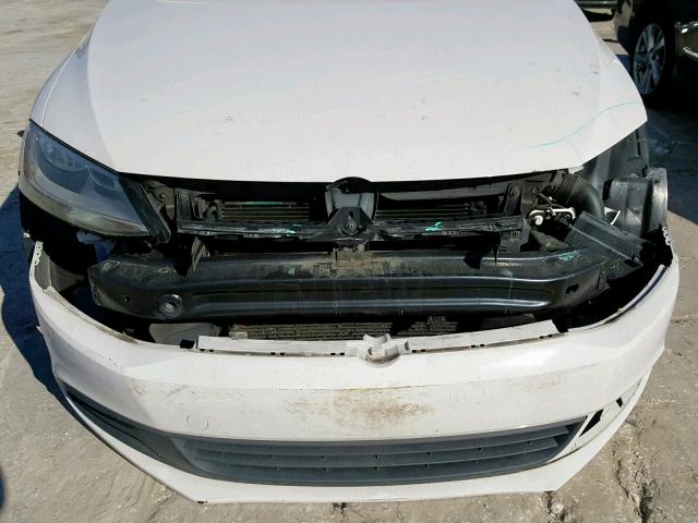 3VW1K7AJ2CM413289 - 2012 VOLKSWAGEN JETTA BASE WHITE photo 9