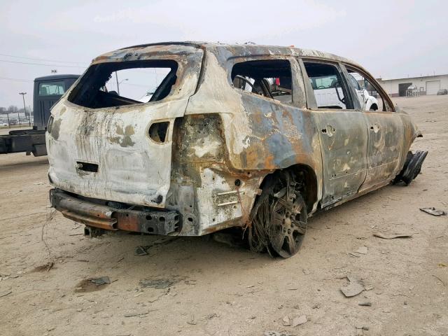 1GNKRGED6CJ190038 - 2012 CHEVROLET TRAVERSE L WHITE photo 4