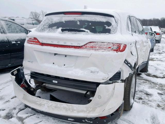 5LMCJ1C91JUL18772 - 2018 LINCOLN MKC PREMIE WHITE photo 9