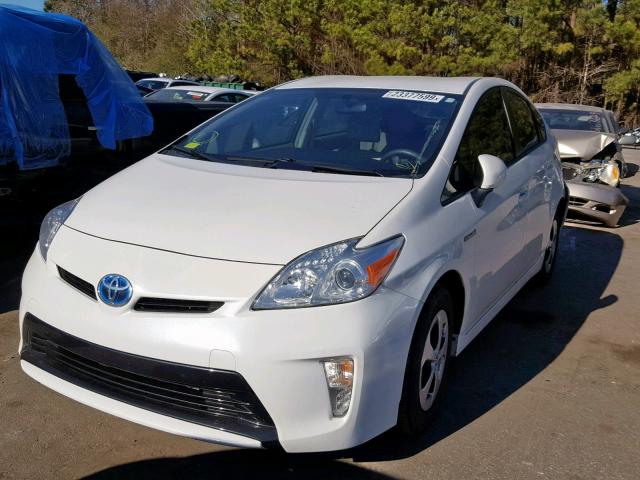 JTDKN3DU7E0377215 - 2014 TOYOTA PRIUS WHITE photo 2