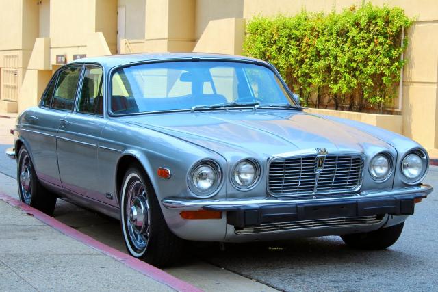 UE2R51178BW - 1973 JAGUAR XJ12 SILVER photo 1