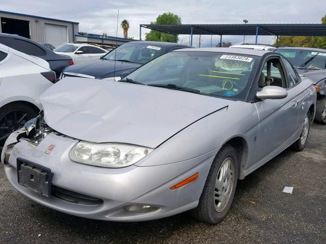 1G8ZR12711Z115680 - 2001 SATURN SC2 GRAY photo 2