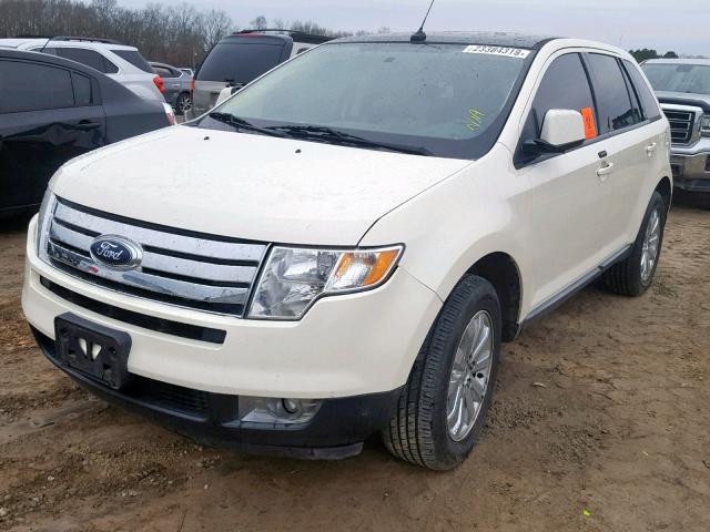 2FMDK38C18BA60581 - 2008 FORD EDGE SEL WHITE photo 2