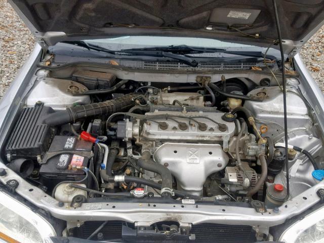 1HGCF86602A110311 - 2002 HONDA ACCORD VAL SILVER photo 7