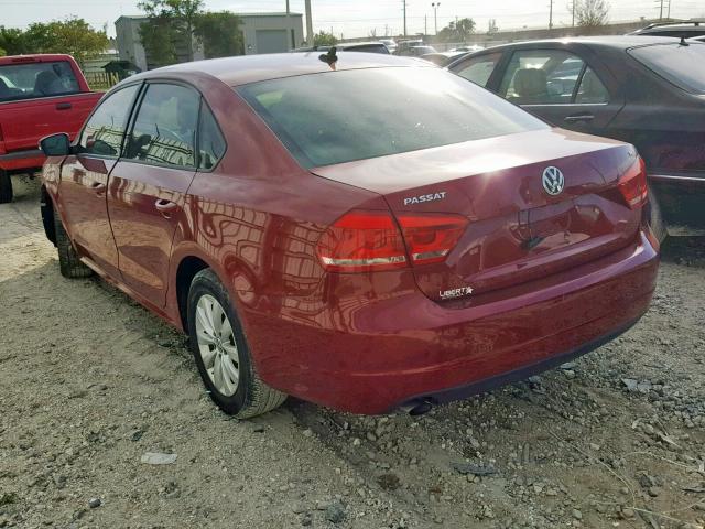 1VWAT7A35FC045386 - 2015 VOLKSWAGEN PASSAT S RED photo 3