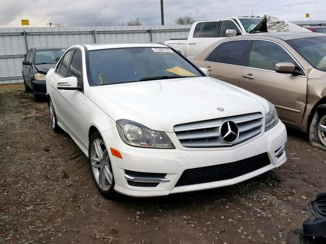 WDDGF4HB2DA844606 - 2013 MERCEDES-BENZ C 250 WHITE photo 1