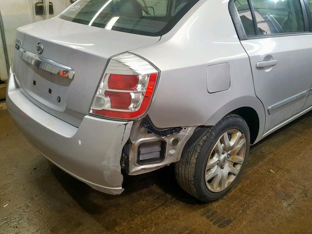 3N1AB6AP5AL708023 - 2010 NISSAN SENTRA 2.0 SILVER photo 9