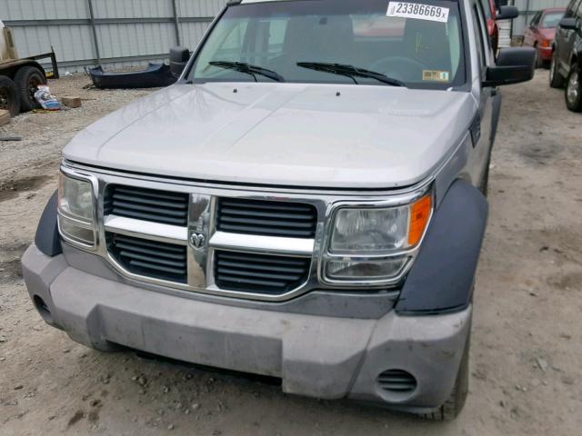 1D8GU28K48W114971 - 2008 DODGE NITRO SXT SILVER photo 9