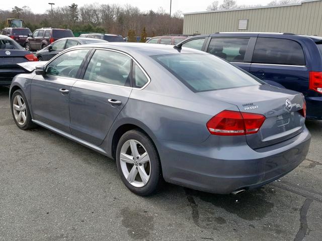 1VWBP7A37DC008832 - 2013 VOLKSWAGEN PASSAT SE GRAY photo 3