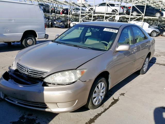 4T1BE32K35U402987 - 2005 TOYOTA CAMRY LE GOLD photo 2