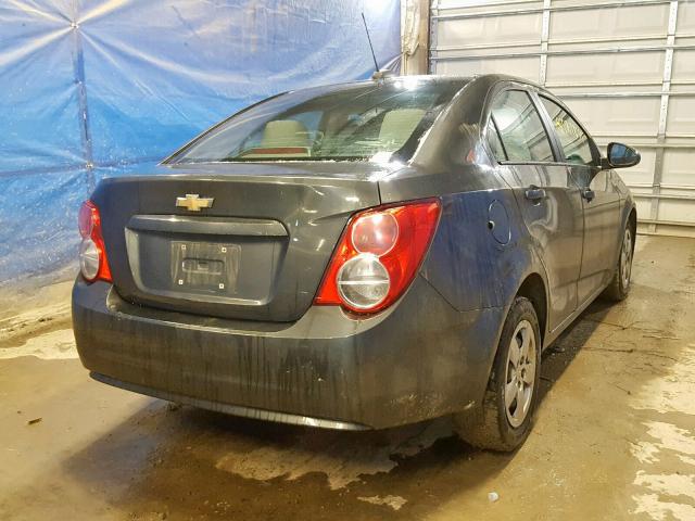 1G1JA5SG6G4106909 - 2016 CHEVROLET SONIC LS GRAY photo 4