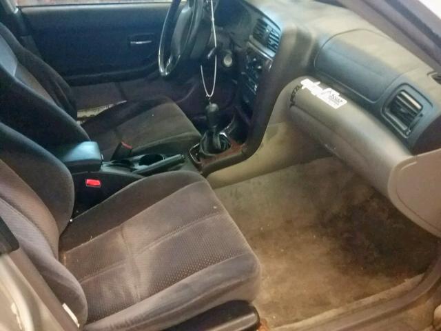 4S3BH635736307808 - 2003 SUBARU LEGACY L SILVER photo 5