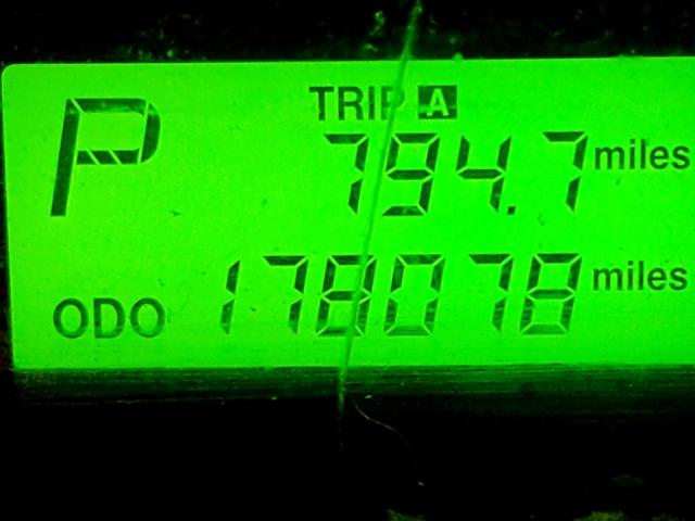 KNAFE121355194005 - 2005 KIA NEW SPECTR 银色 照片 8