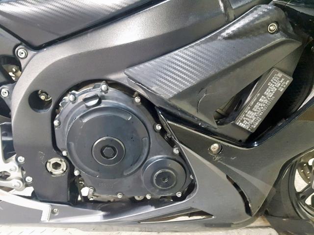 JS1GR7MA7D2102156 - 2013 SUZUKI GSX-R750 BLACK photo 11