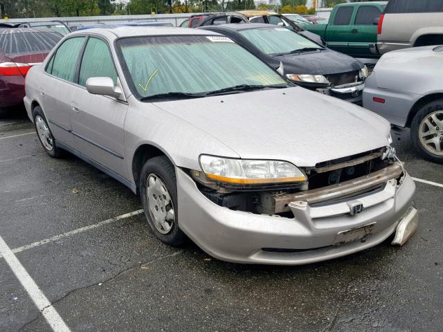 1HGCG5640WA056086 - 1998 HONDA ACCORD LX SILVER photo 1