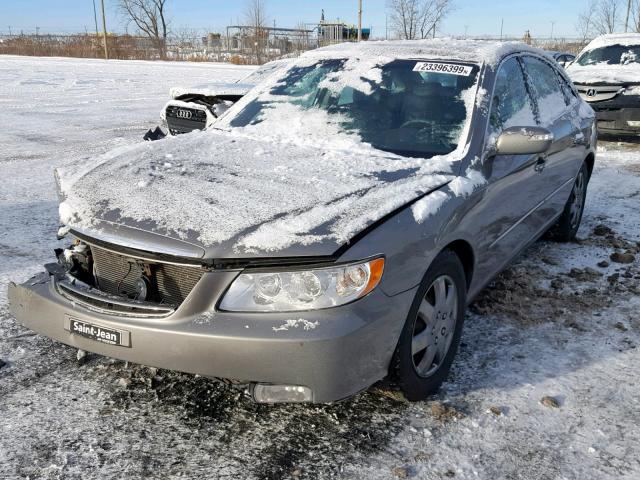 KMHFC46F28A328977 - 2008 HYUNDAI AZERA SE GRAY photo 2