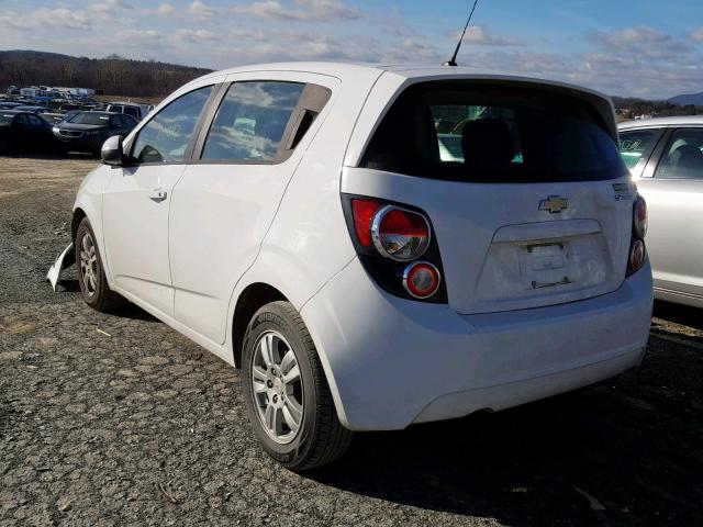 1G1JA6SH5C4142244 - 2012 CHEVROLET SONIC LS თეთრი ფოტო 3