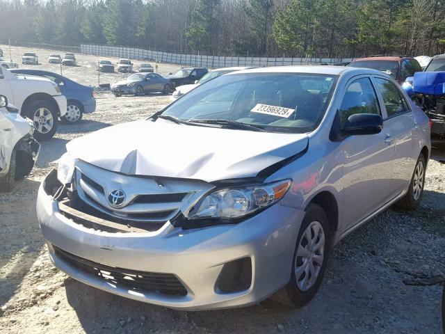 2T1BU4EEXDC111028 - 2013 TOYOTA COROLLA BA SILVER photo 2