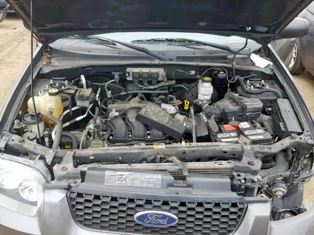 1FMCU93115KB05986 - 2005 FORD ESCAPE XLT BLACK photo 7