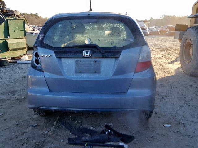 JHMGE8H35BC012402 - 2011 HONDA FIT SILVER photo 9