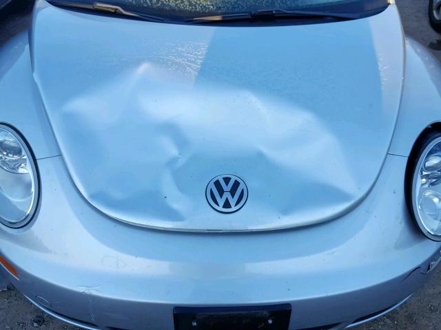 3VWRW31C86M414954 - 2006 VOLKSWAGEN NEW BEETLE Gümüş foto 7
