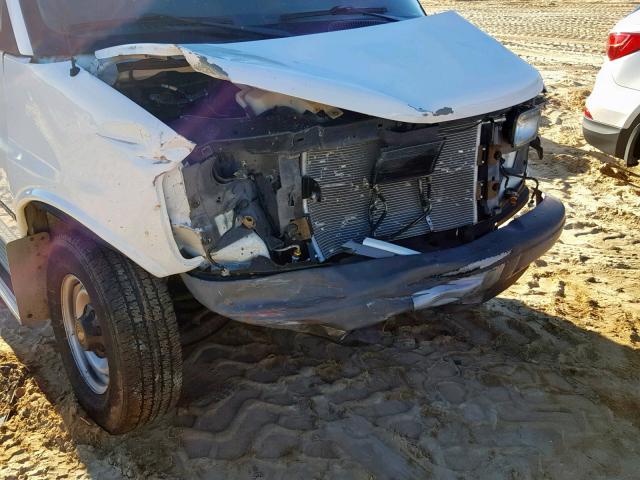 1GAHG39R4X1059681 - 1999 CHEVROLET EXPRESS G3 WHITE photo 9